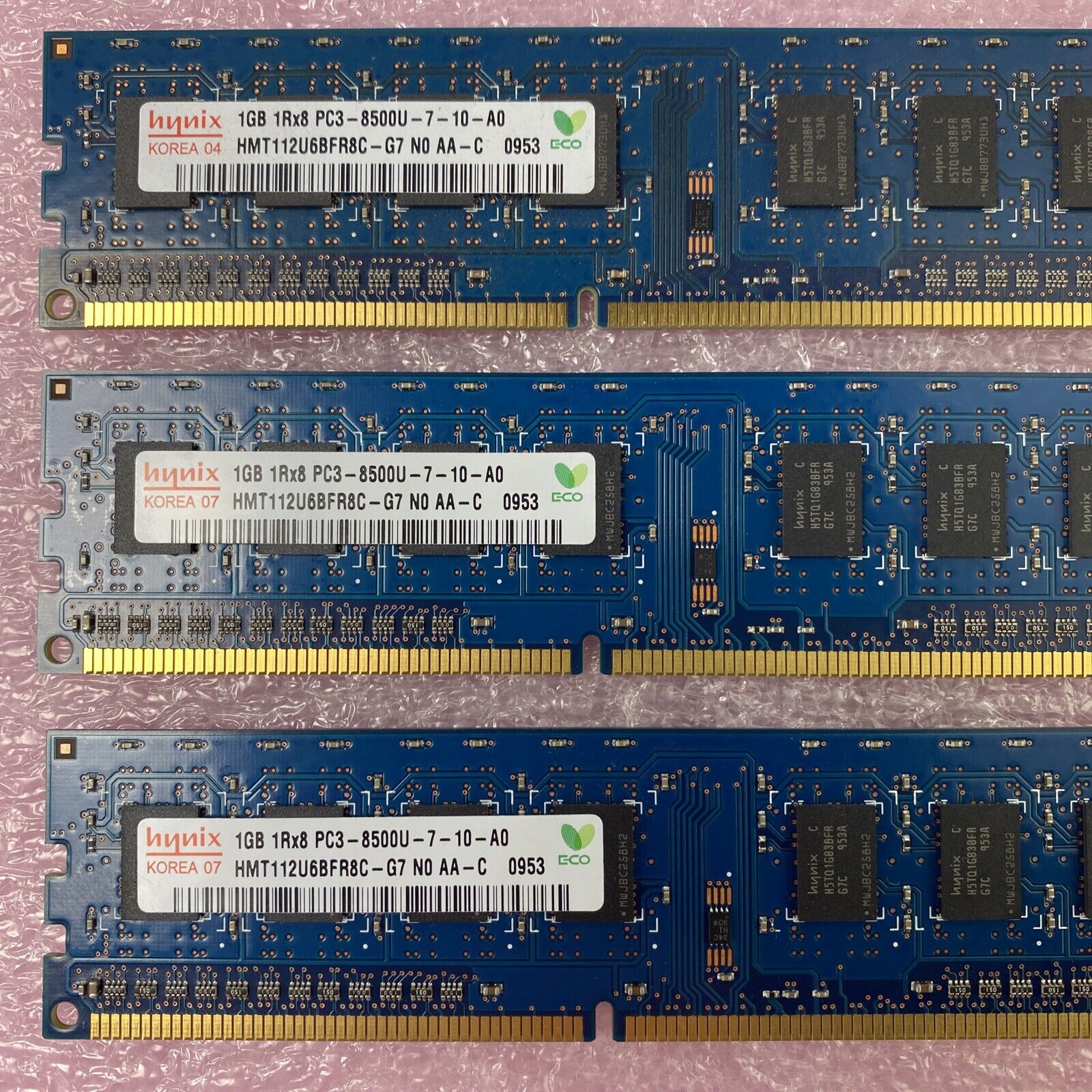 Lot( 3 ) 1GB Hynix HMT112U6BFR8C-G7 1Rx8 PC3-8500U DDR3 non-ECC Desktop RAM