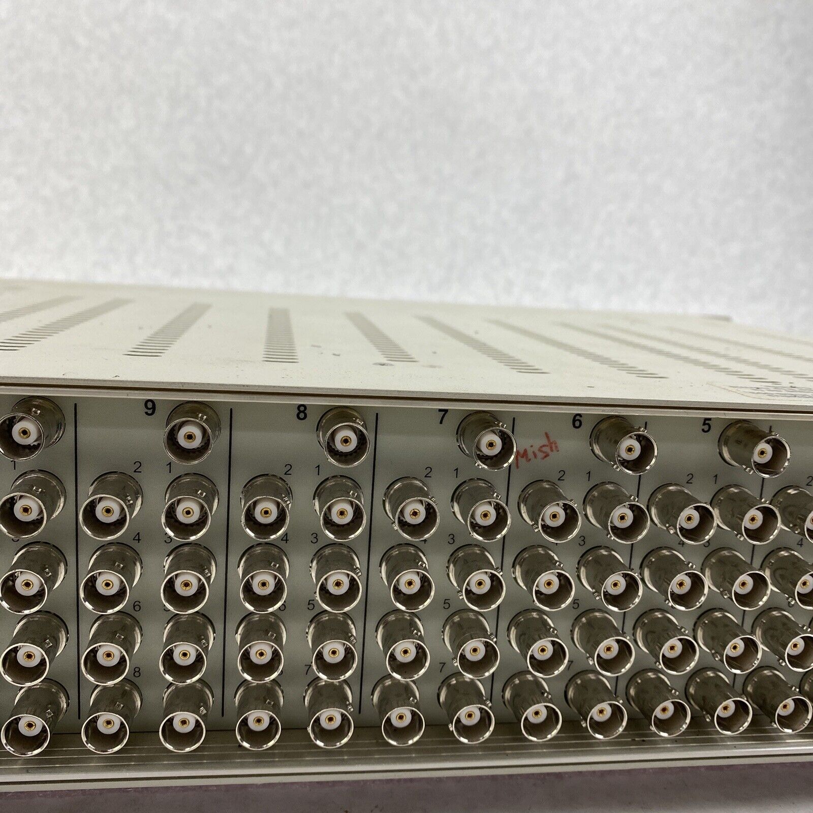 Leitch FR-6804-1 Digital Glue with 8x ADC-6801 CAV to SDI converter cards