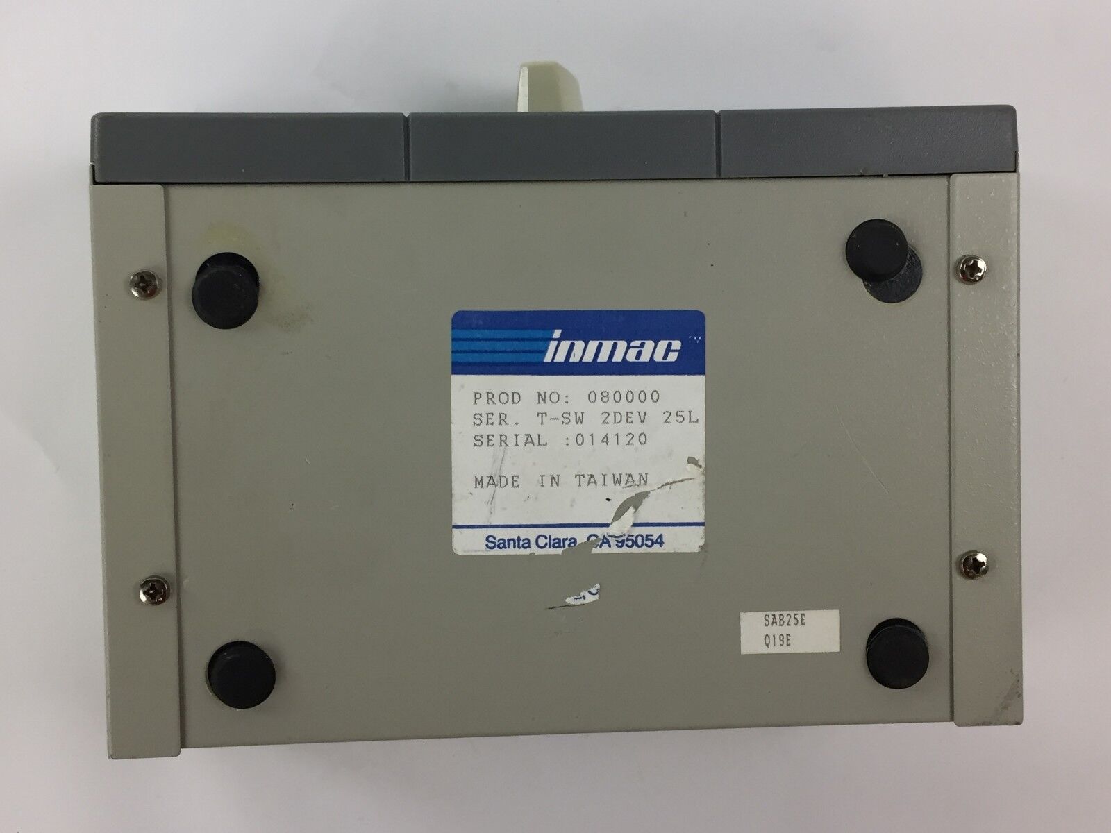 Inmac 080000 T-Switch Console A-B