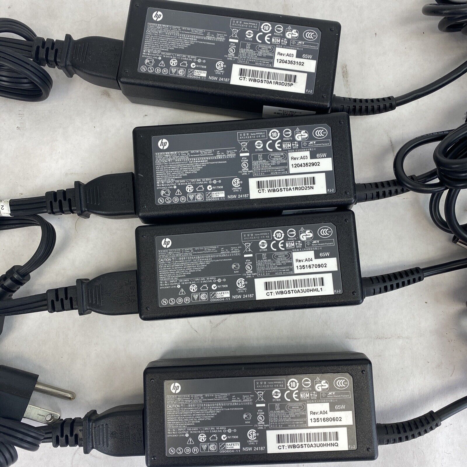 Genuine HP AC Power Adapter 608425-001 609939-001 18.5V 3.5A 65W Lot of 4