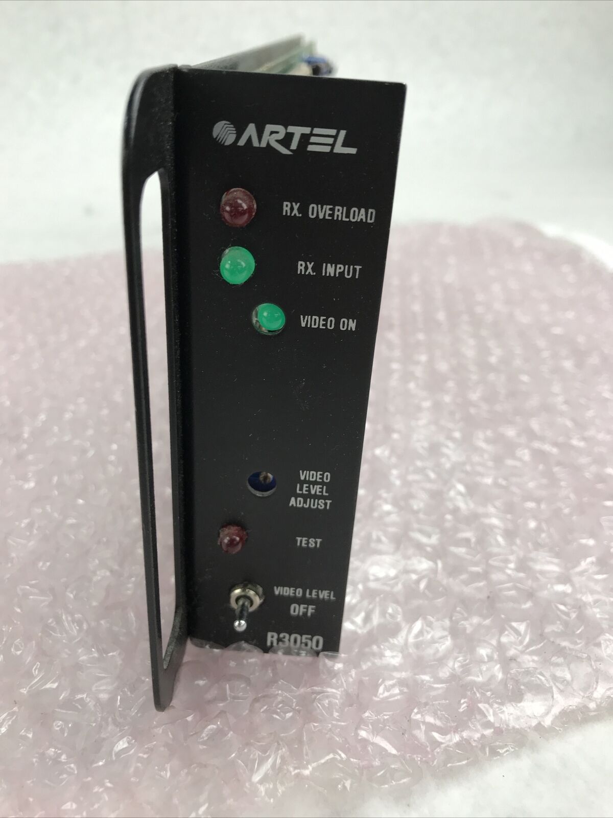 ARTEL R3050 Satelite Equipment R3050-840
