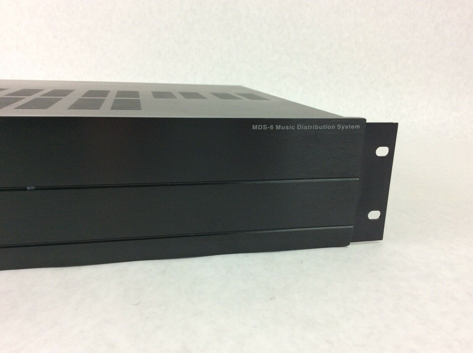 Channel Plus MDS-6 Integrated Multi-Zone Music Distribution System