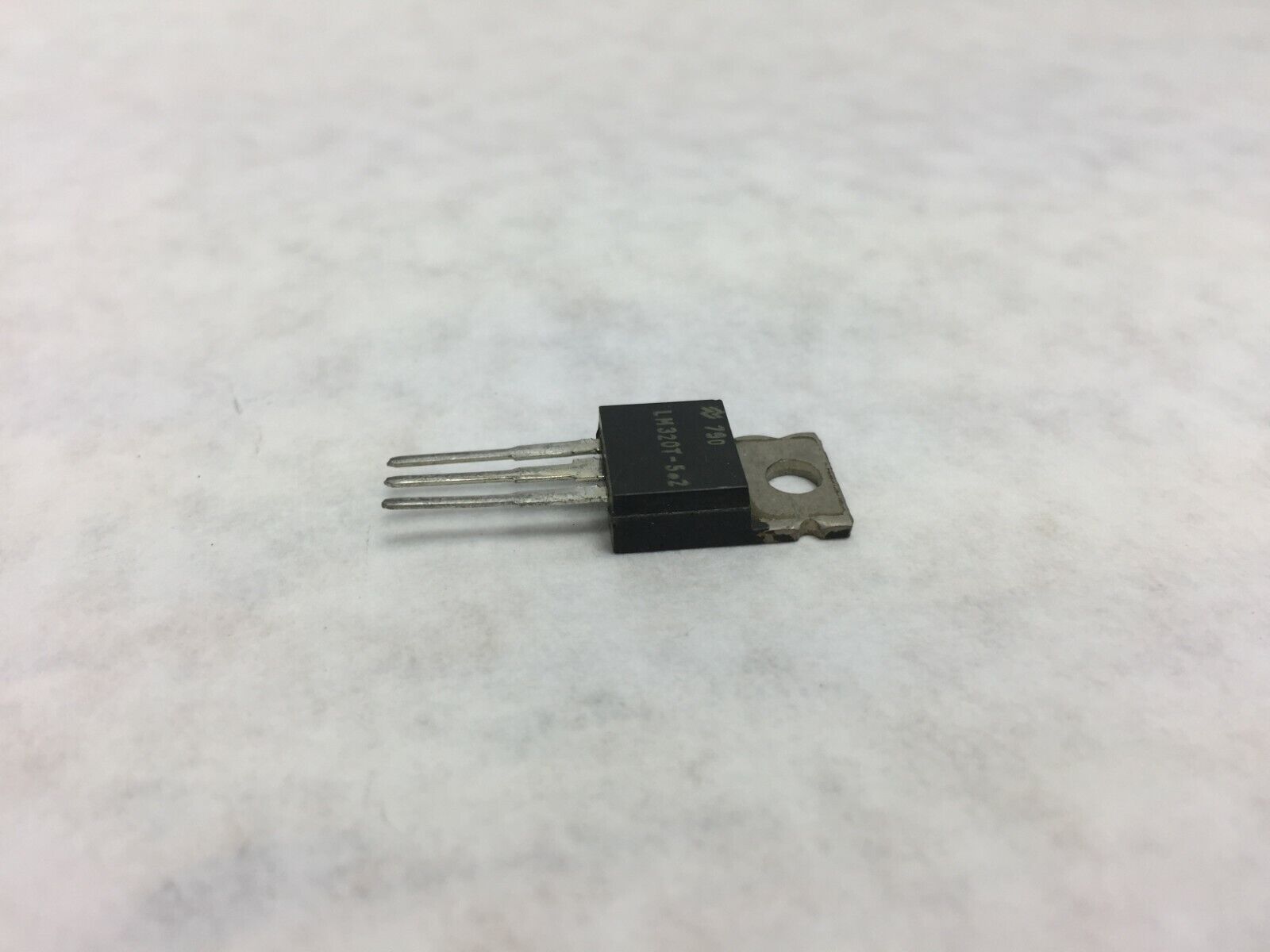 National Semiconductor LM320T-5 .2  Integrated Circuit   Lot of 6   NOS
