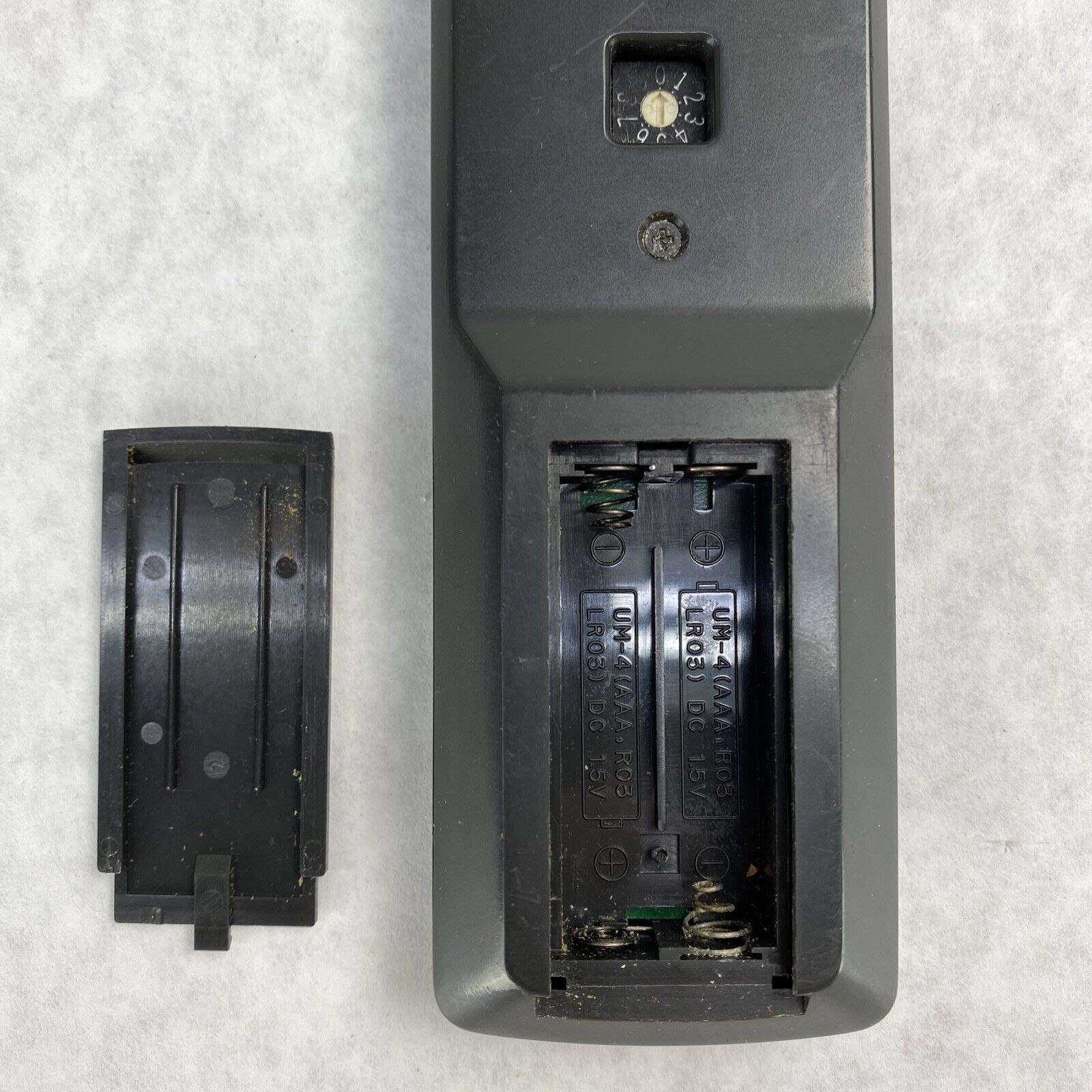 Chaparral Communications 11-3999-1 Monterey UHF/IR Remote Control