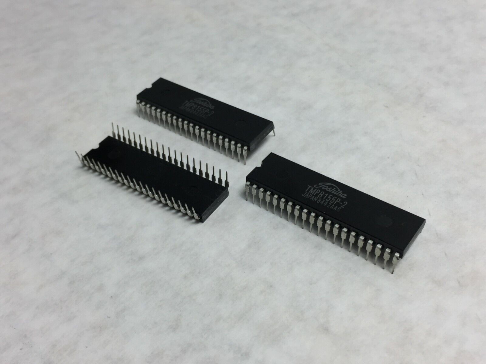 (3) Genuine Toshiba TMP8155P-2  Integrated Circuit   Lot of 3