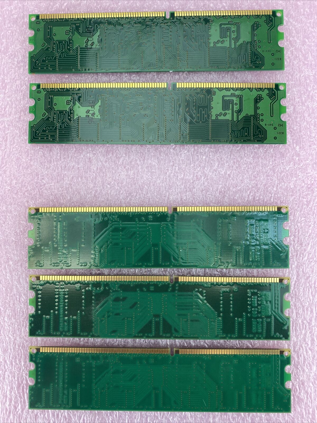 Nanya NT128D64SH4B1G-75B + Compaq PF0211264702 PC2100U DDR 266MHz CL2.5 128MB