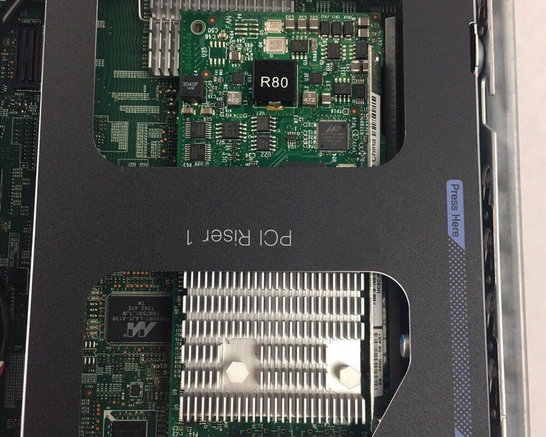 Cisco UCSC-C220-M3S 2x Xeon E5-2660 V2 2.20 GHz 64 GB RAM No HDDs No OS