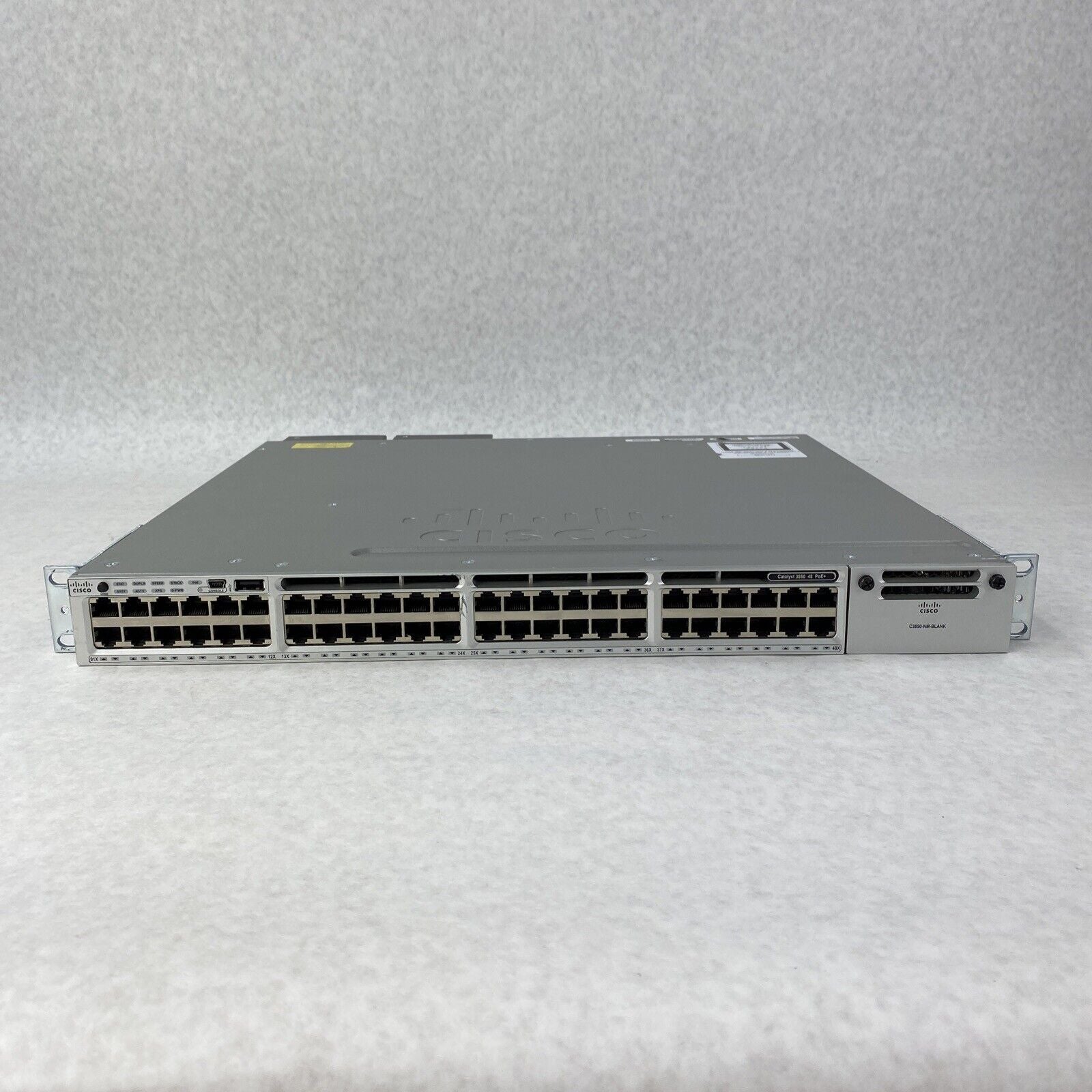 Cisco WS-C3850-48PW-S V04 Catalyst 3850 48 PoE+ LAN Network Switch Two PSU