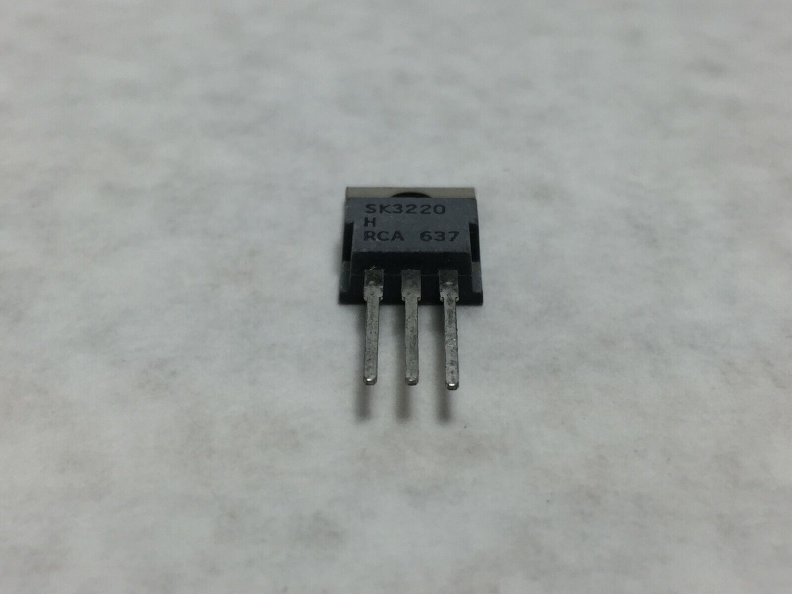 NOS  RCA SK3220 NPN Si Transistor TV Deflection Stages    Lot of 5