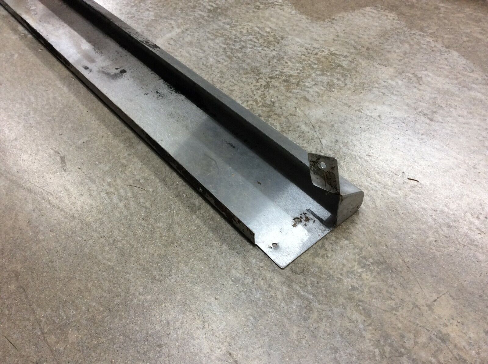Vulcan Char-broiler Grill Cast-Iron Gas VACB72N-21 Front Guard Rail Panel 73"