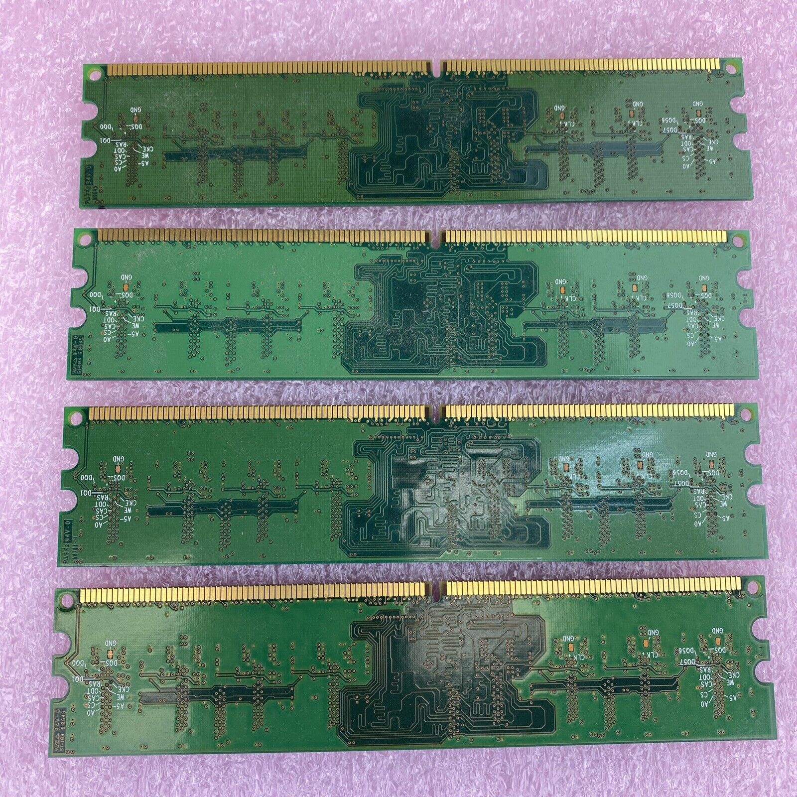 4x 512MB HYS64T64000HU-3S-B Infineon PC2-5300 DDR2-667Mhz non-ECC CL5 240-Pin