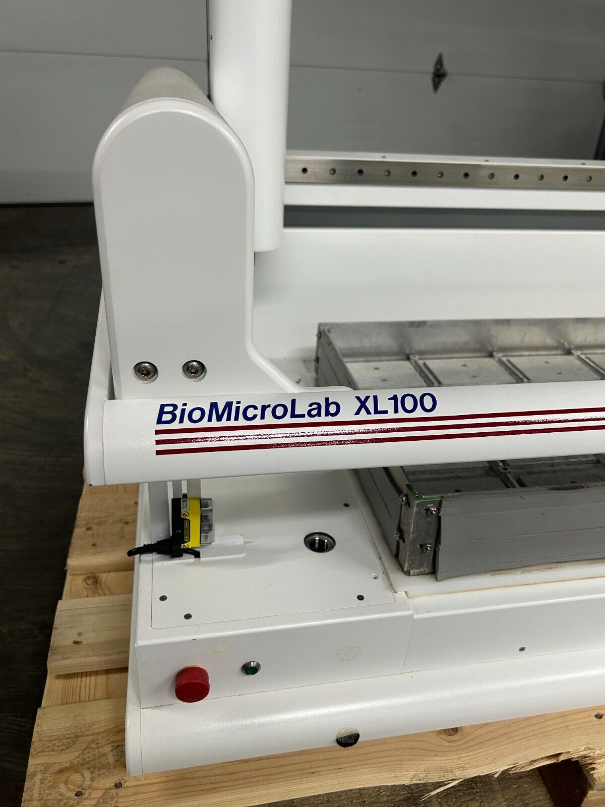 SPT LabTech BioMicroLab XL100 Microplate Tube Vial Liquid Handler