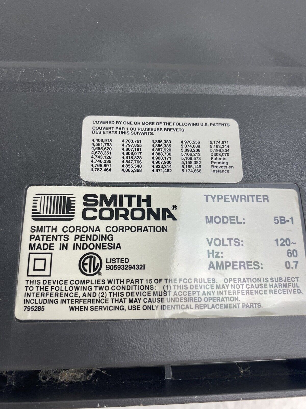 Smith Corona 5B-1 Electric Typewriter - Tested - No Ribbon
