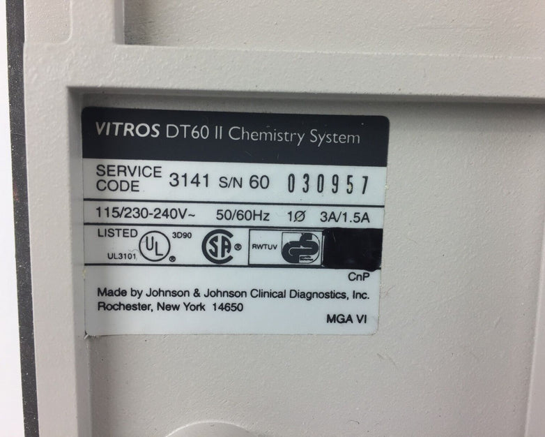 Johnson & Johnson Vitros DT6011 Chemistry System