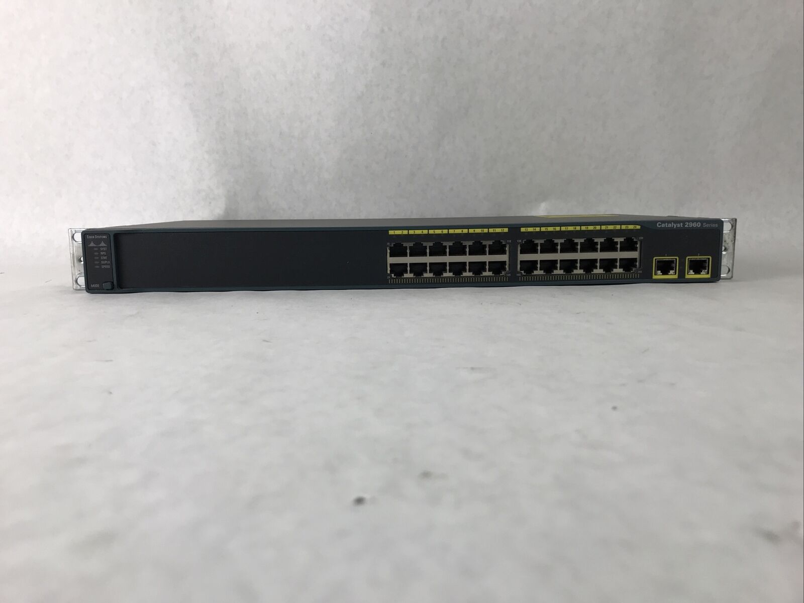 Cisco WS-C2960-24TT-L Catalyst 2960 24 Port Managed Networking Switch