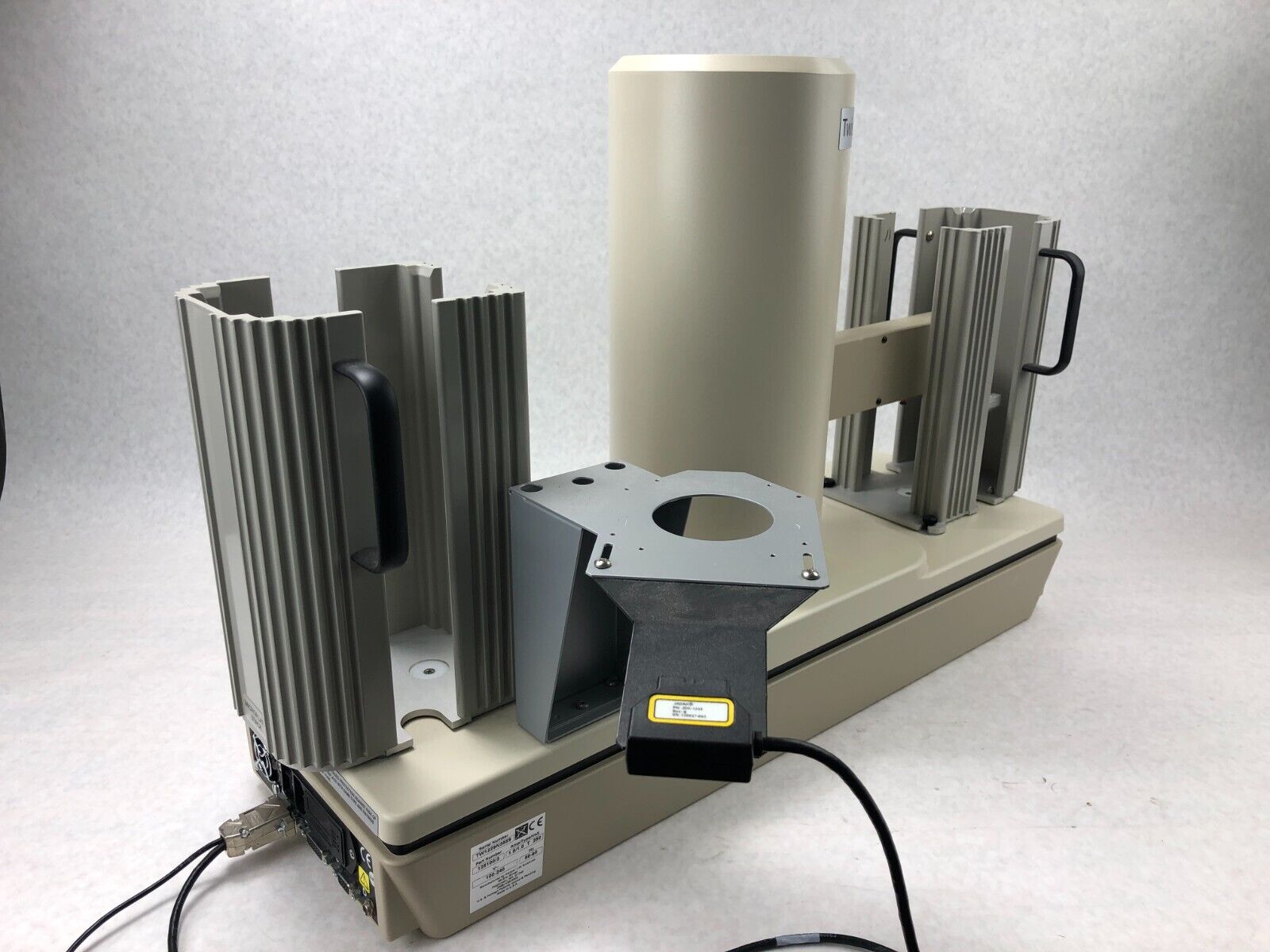 Caliper Zymark Bio Rad Twister Robot Microplate Stack