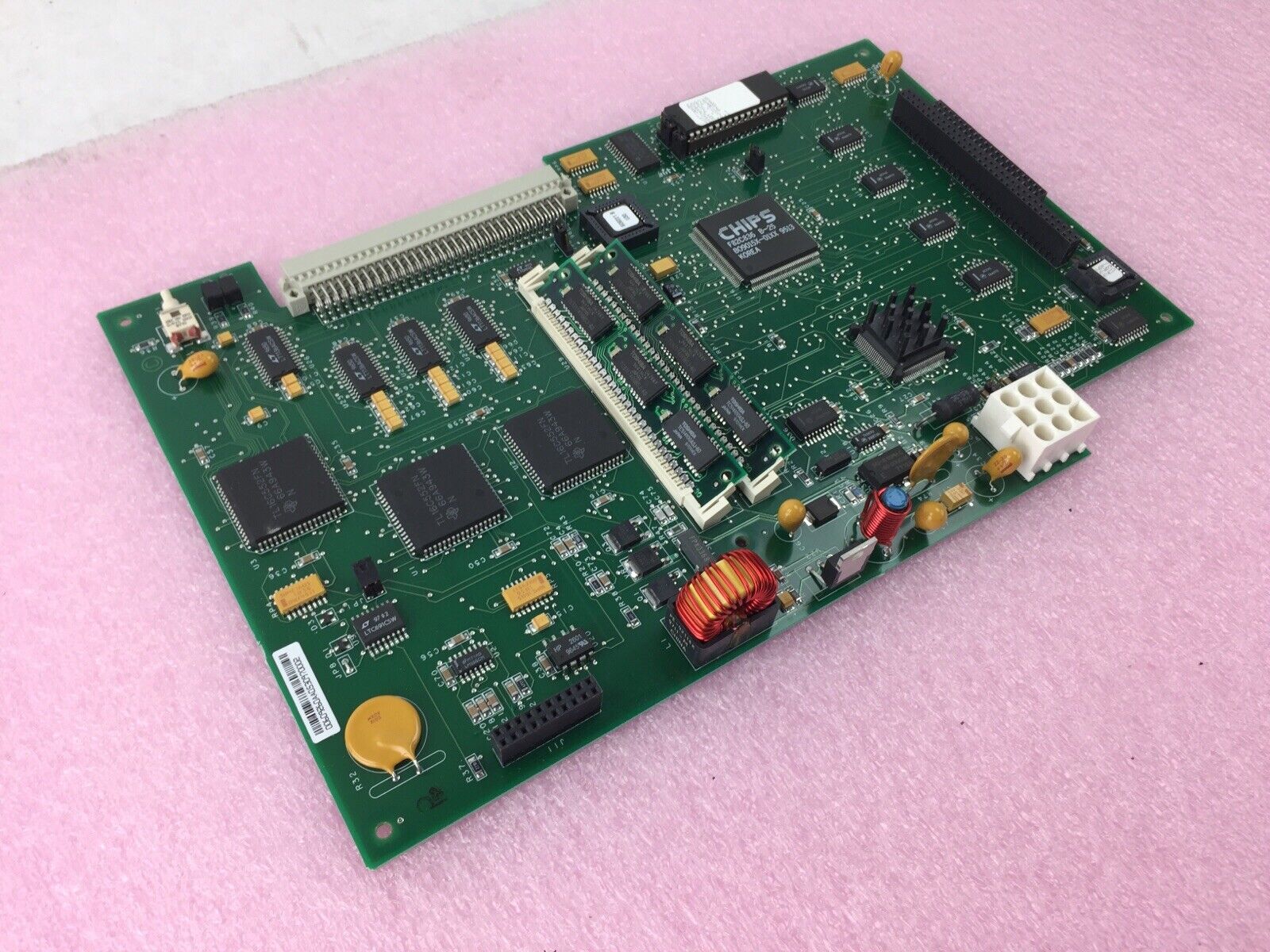 Circuit Board - Chips B0915X-01XX 9513 F82C836 - 609249 - Untested