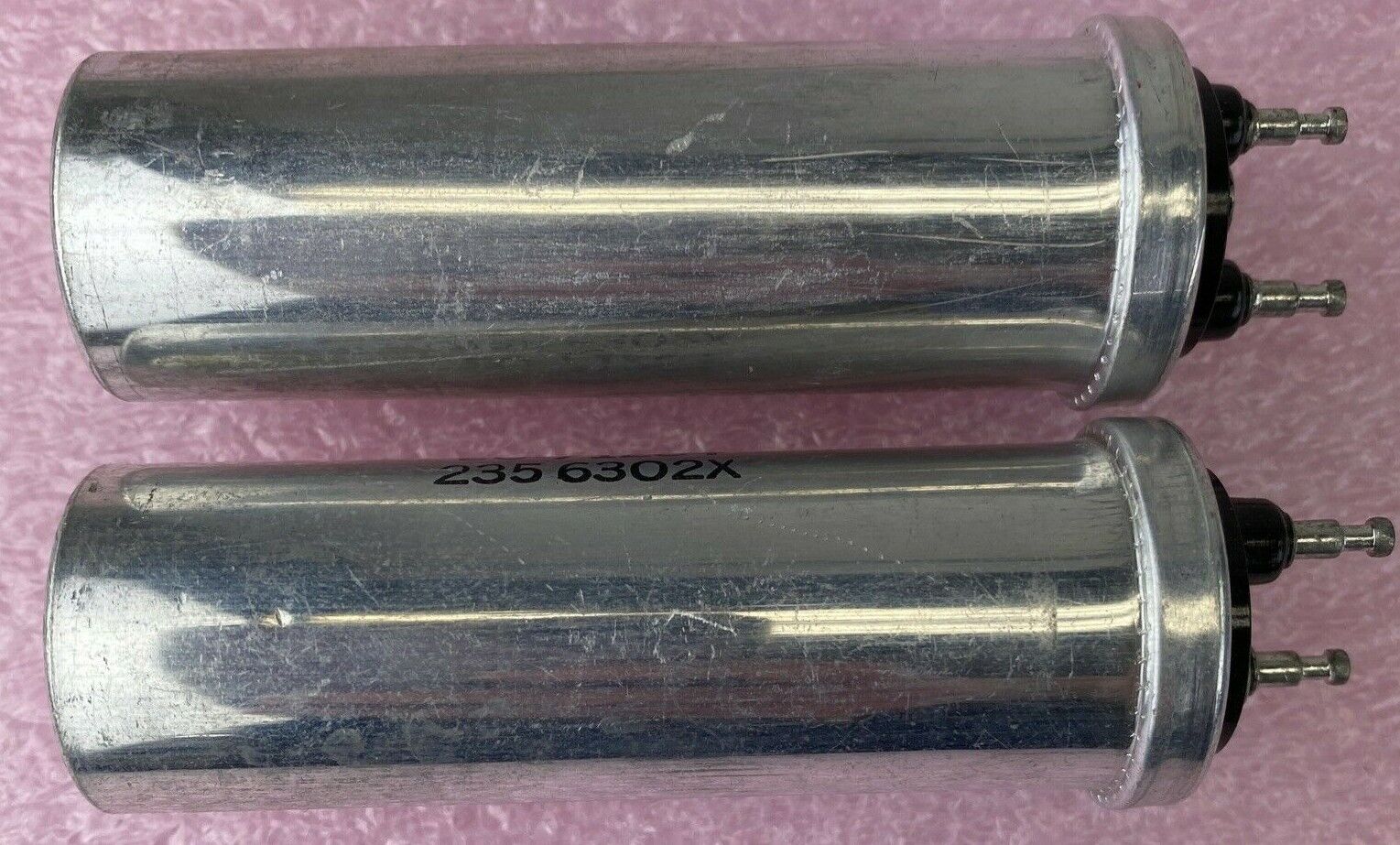 Lot of 2 Mallory 20-71284 600MFD 50VDC electrolytic capacitor 2356302X