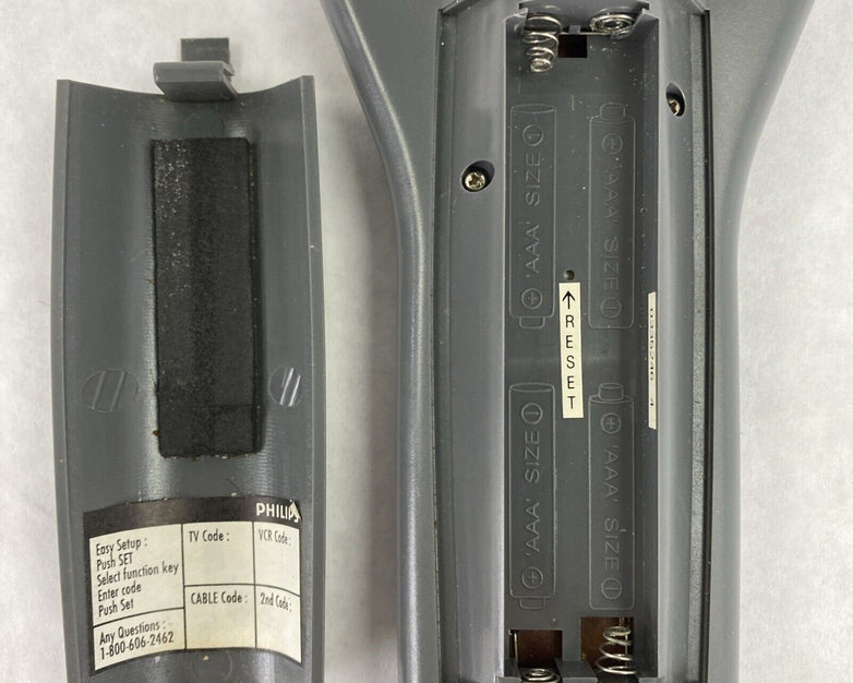 Magnavox 0335246 2-9511 Universal Video VCR TV Remote Control TESTED