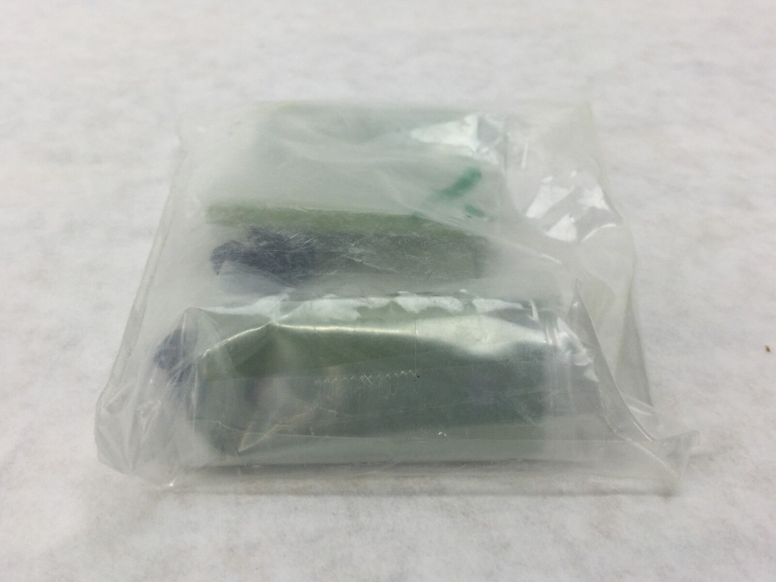 Frontrow 900-7358-901  5301R Rack Mount Ears Kit w/ Screws