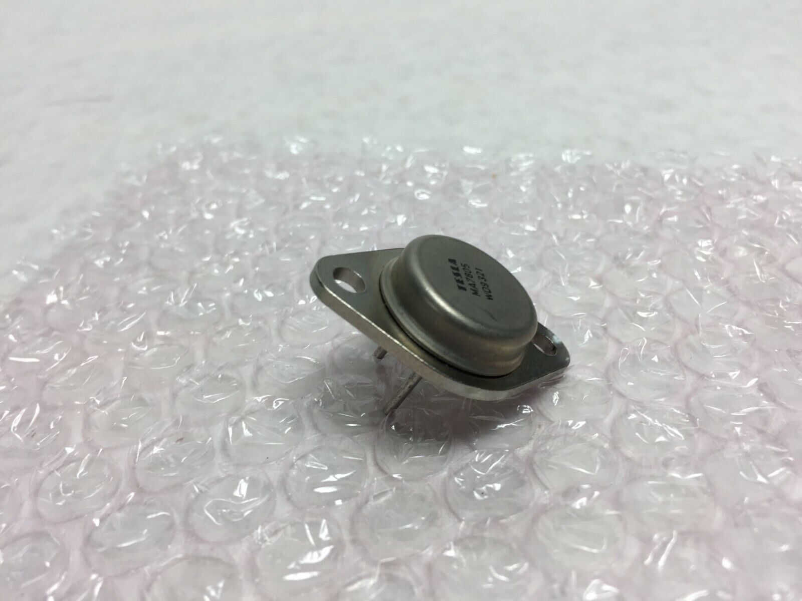 NOS  Telsa MA7805 Transistor  Lot of 3