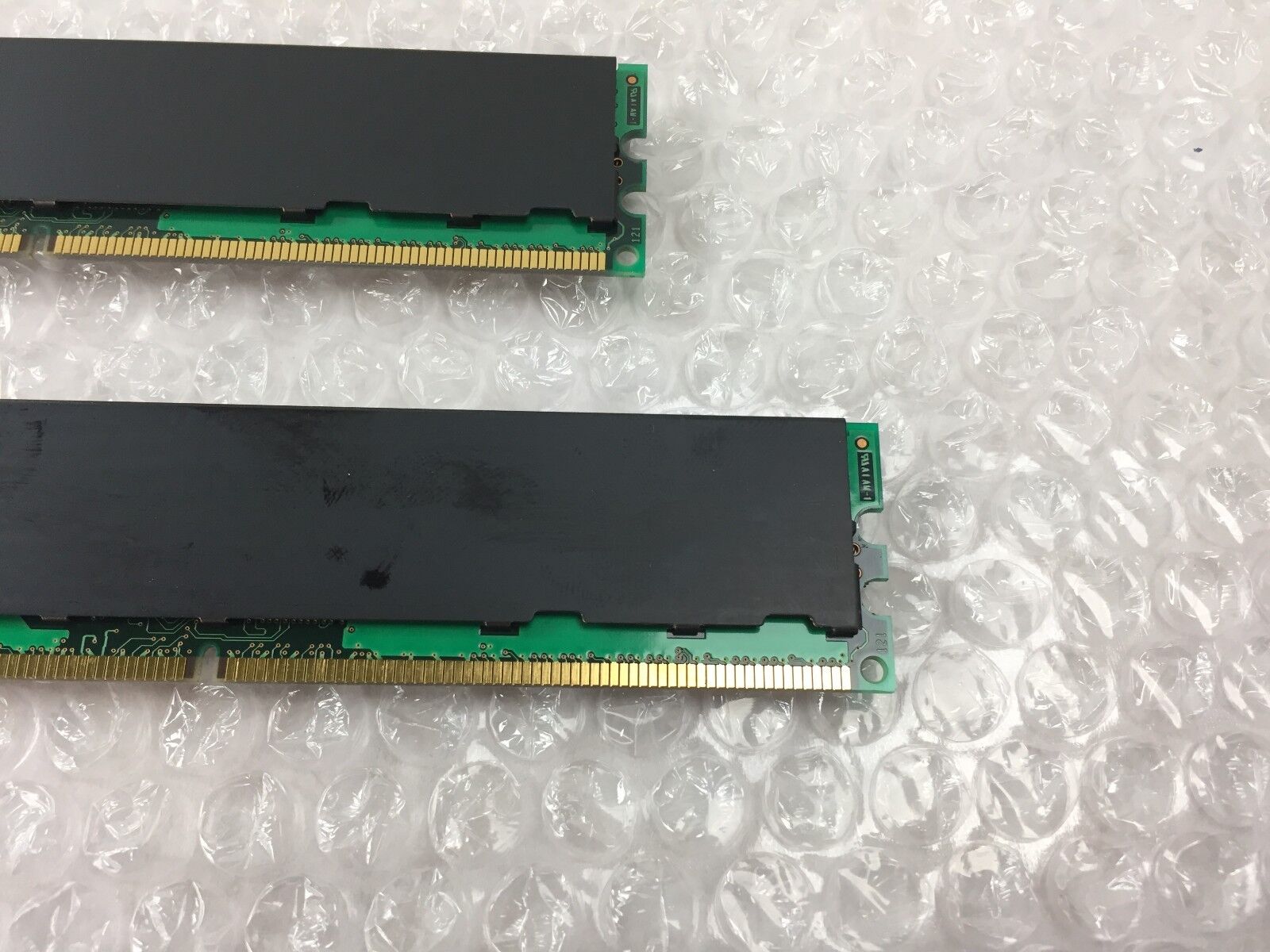 Elpida 2GB (2X1GB) PC2-5300U-555 EBE10UE8ABLA-6E-E Unbuffered Desktop RAM