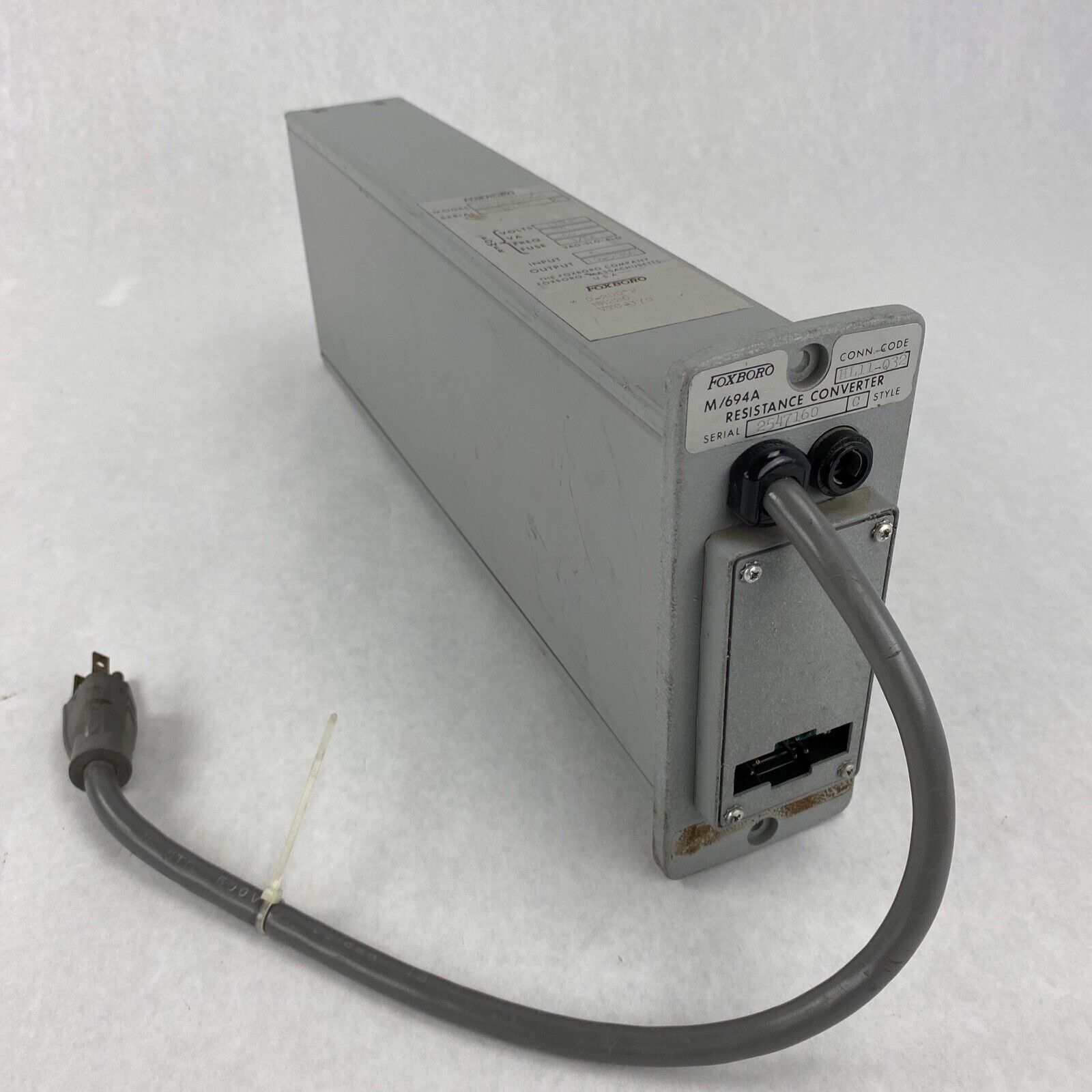 Foxboro 694AC-0AW-6 M/694A Resistance Converter Missing Side Panel