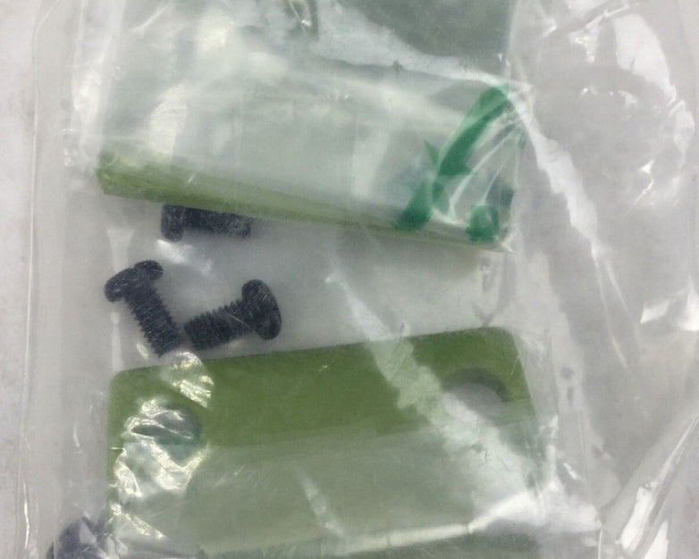 Frontrow 900-7358-901  5301R Rack Mount Ears Kit w/ Screws