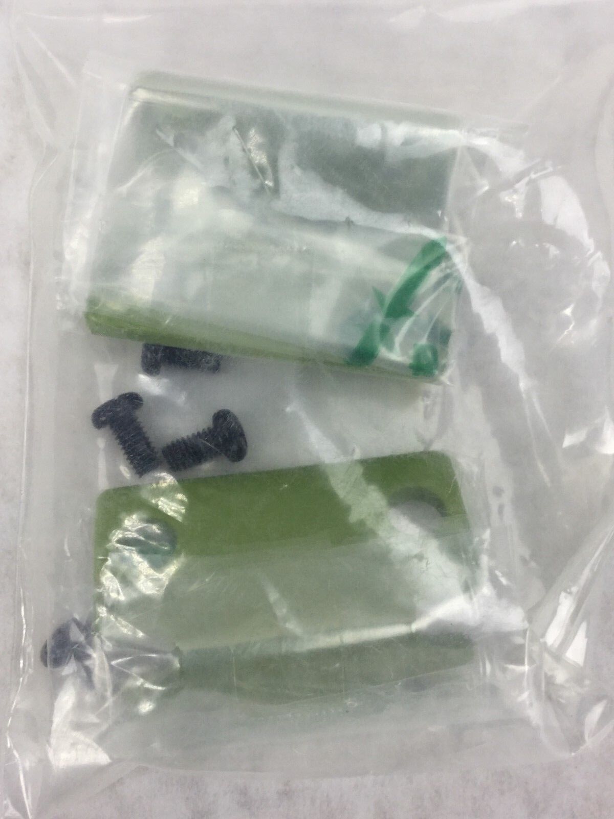 Frontrow 900-7358-901  5301R Rack Mount Ears Kit w/ Screws