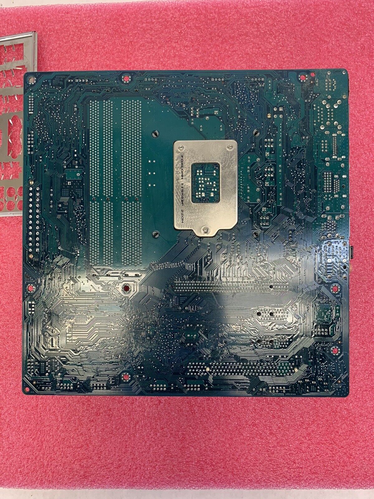 Intel DH67GD Motherboard Intel Core i3-2120 3.3GHz 4GB RAM w/Shield