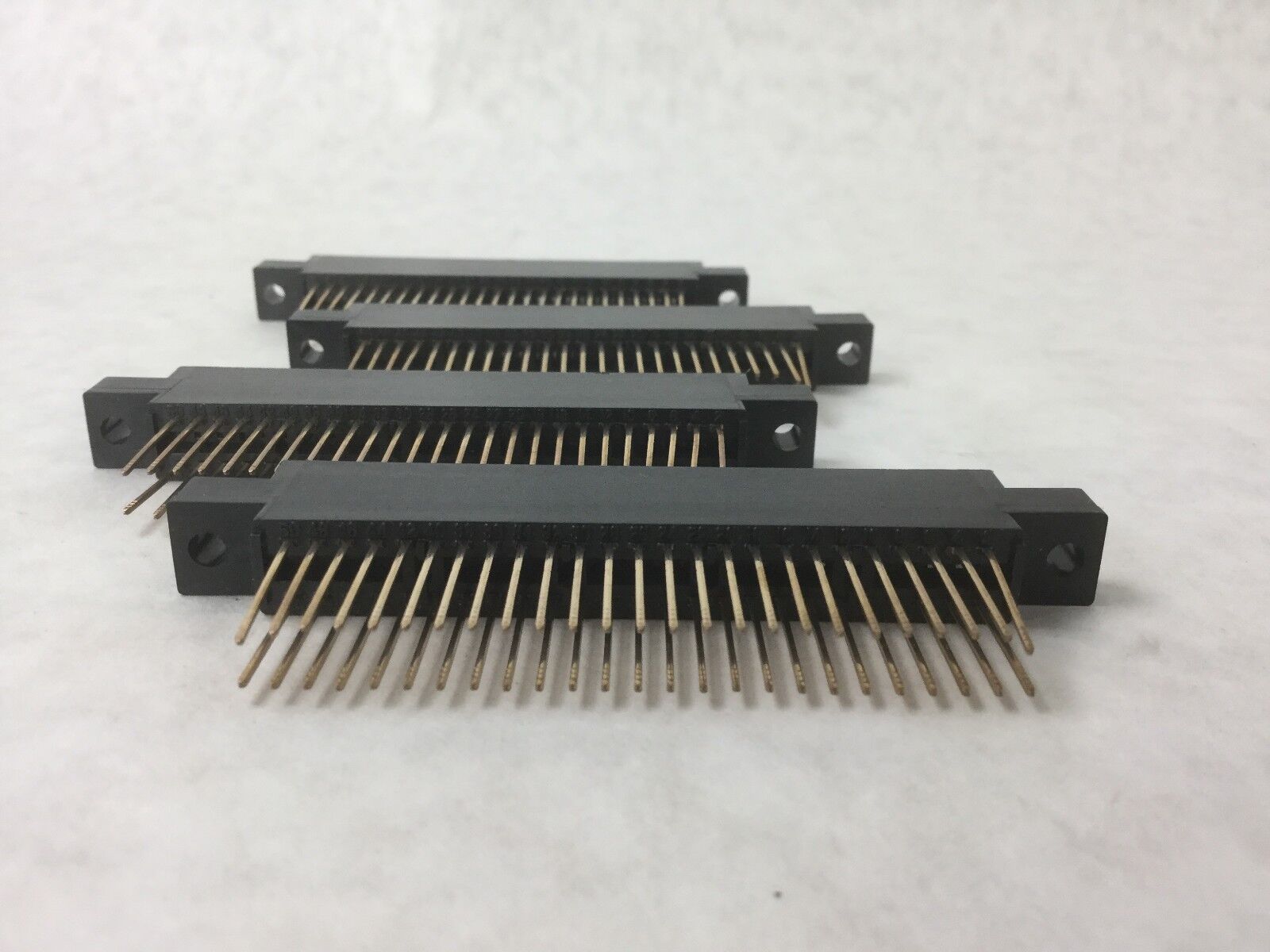 Texas H425111-25 (J6345) Connector Receptacle, (Lot of 4)