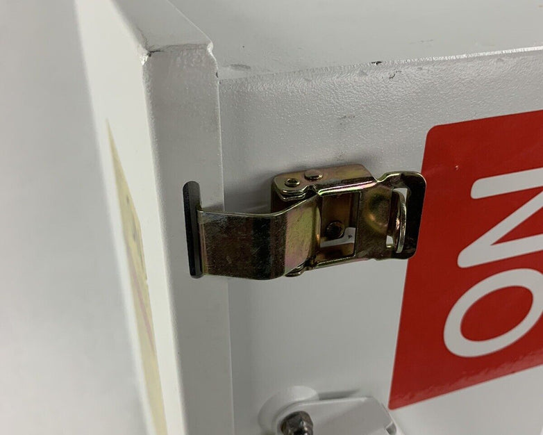 GE Solar Duty Safety Switch TSN4634J 100A 600 VDC