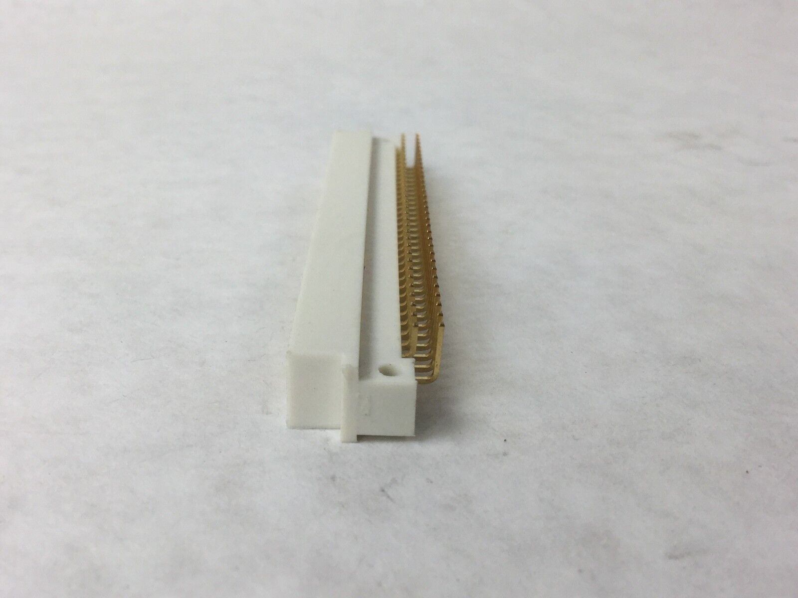 ELCO I 8257 Connector, NEW,