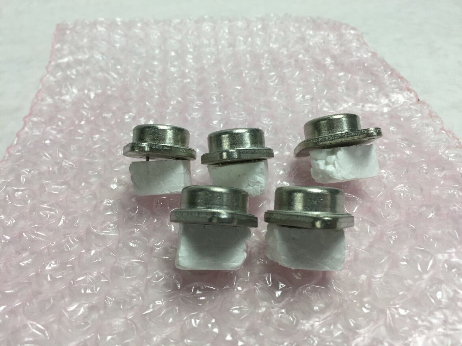 NOS  SK9119 NPN Si Transistors with Integral Damper Diode   Lot of 5