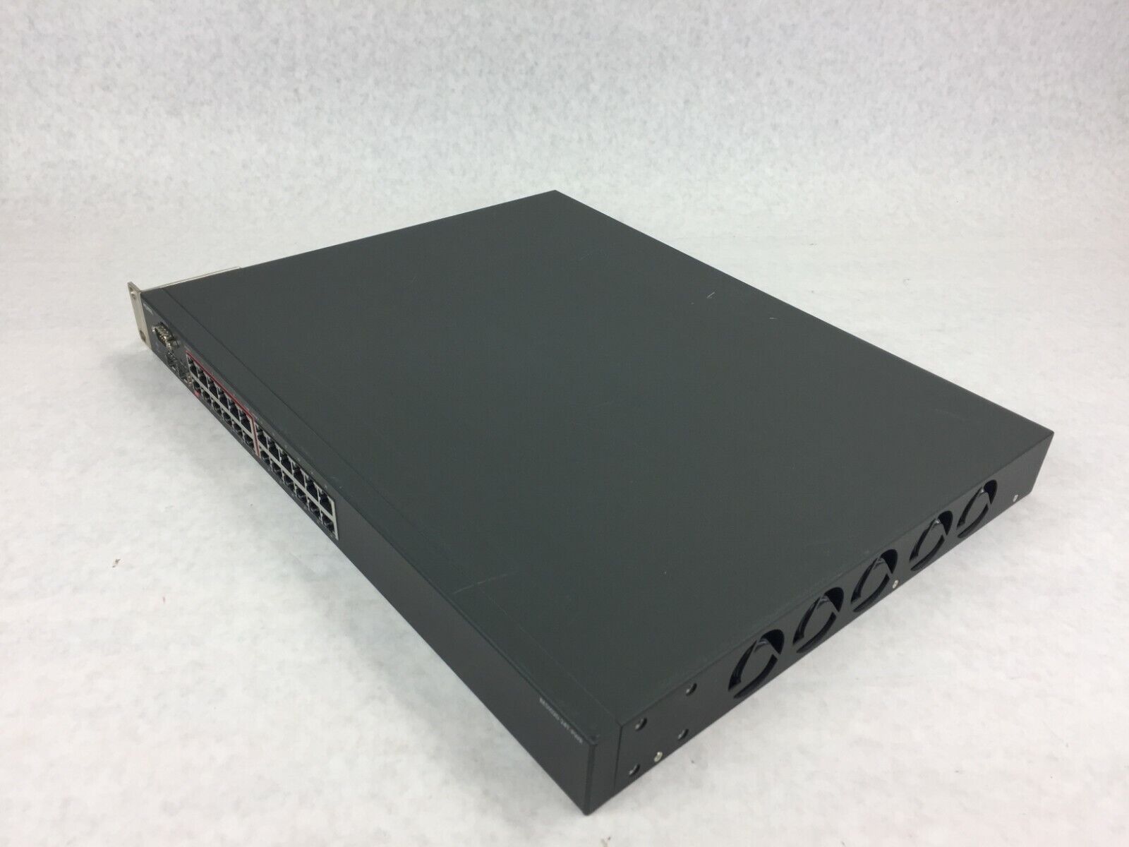 Nortel BES1020-24T-PWR Business Ethernet Switch  Managed   Includes Power Cord