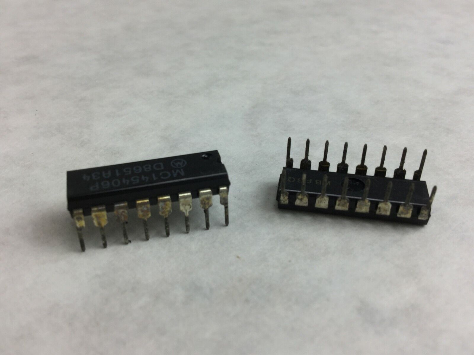 Motorola MC145406P Triple Transmitter/Receiver RS-232 16-Pin PDIP  Lot of 2