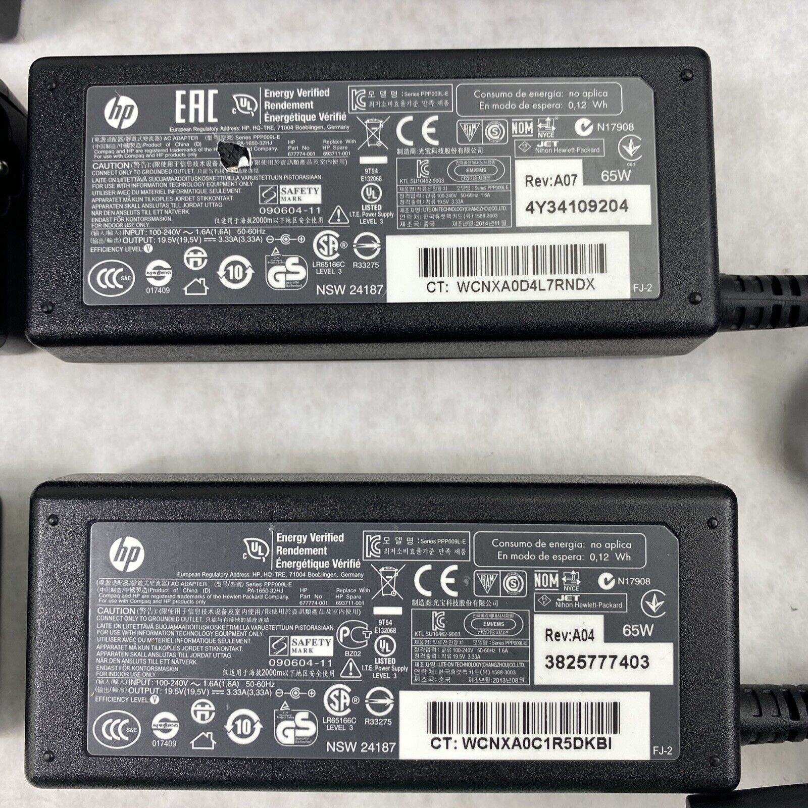 Lot of 8 Genuine HP 693711-001 65W AC Adapters 677774-001 Large Tip