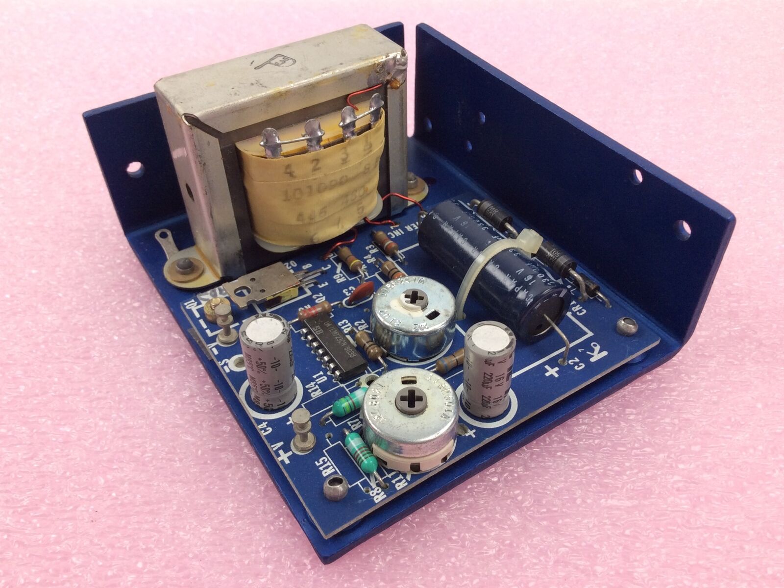 Standard Power Inc. SPS 15-15 Power Supply 15V 0.7A