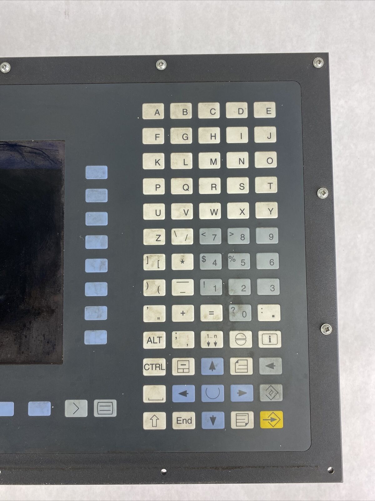 Leukhardt Systemelektronik 6335232 19" Terminal-K 19-36 VDC Interface Panel