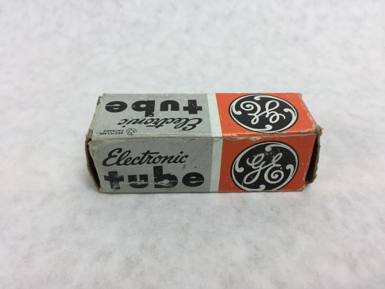 GE Electronic Tube 6GJ7 / ECF801