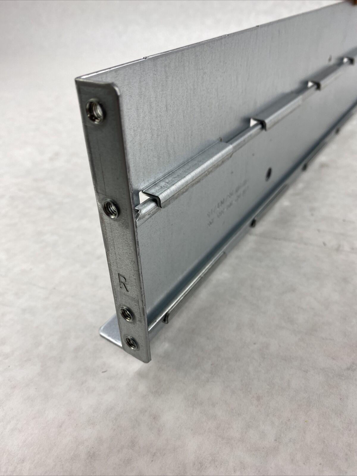 EMC Server Rail 042-004-593 Sliding On 042-004-932 RIGHT side RAIL ONLY
