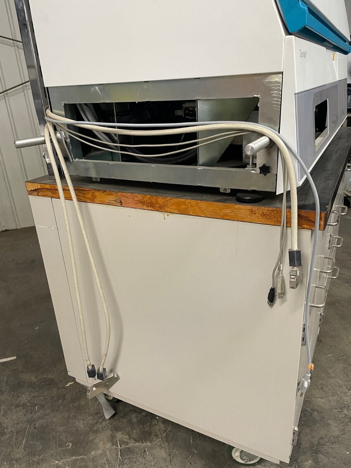 Gyros AB Gyrolab Immunoassays Laboratory Analysis System, GW10080, 2009