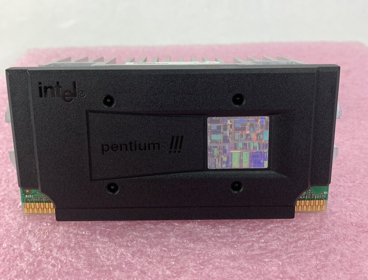 Vintage Intel Pentium III 450 SL364 450/512/100/2.0V S1 CPU