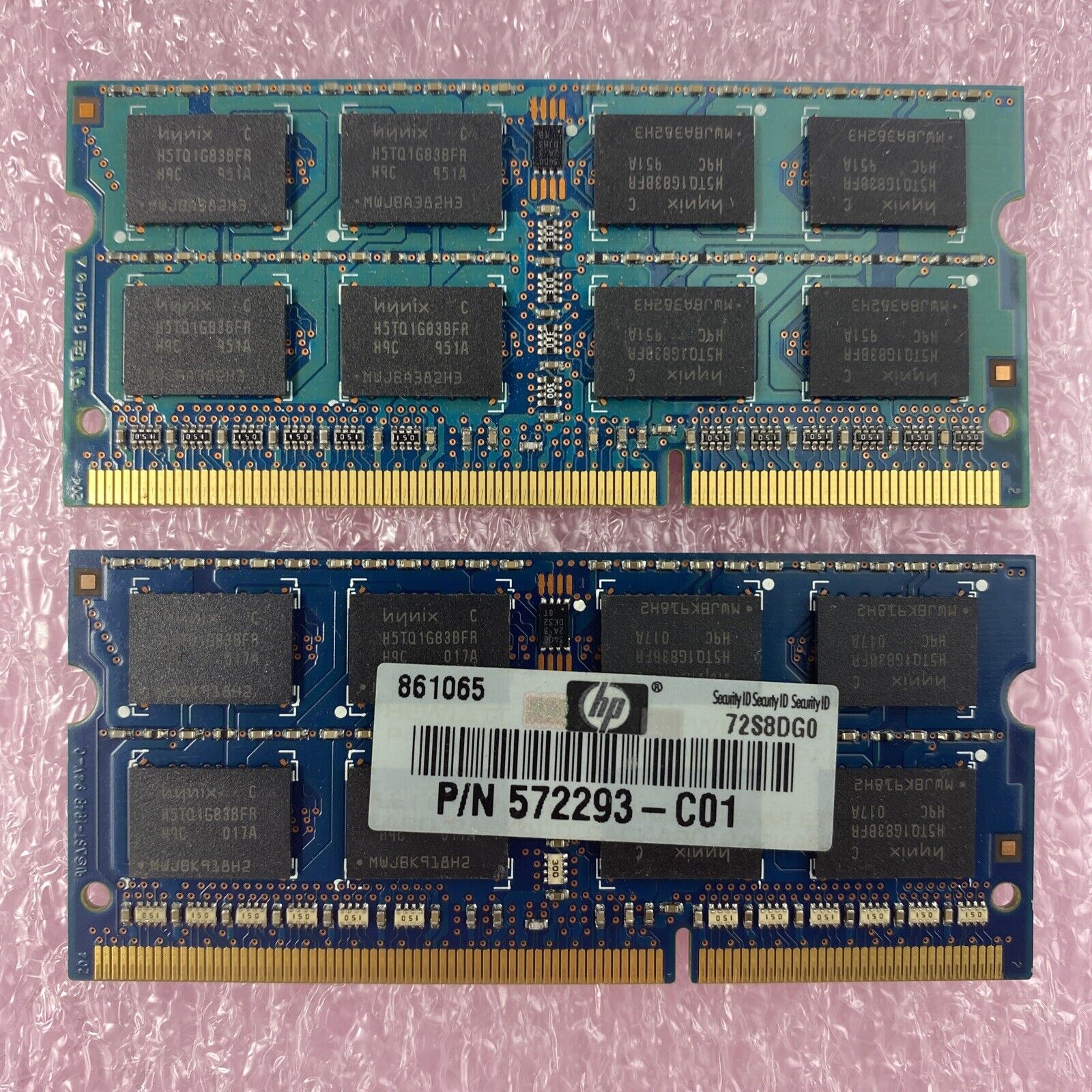 Lot( 2 ) 2GB Hynix HMT125S6BFR8C-H9 DDR3 2Rx8 PC3-10600S  So-DIMM Laptop RAM