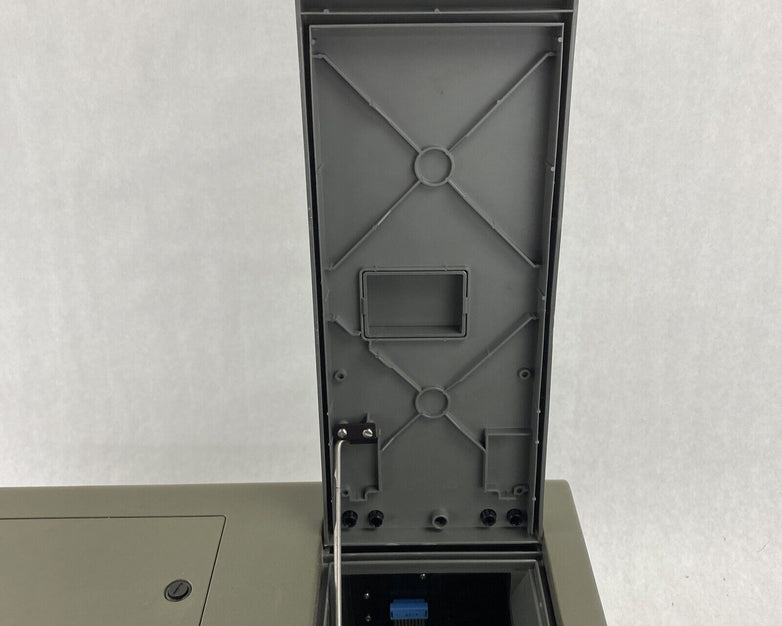 Milton Roy Company 336001 Spectronic Genesys 5 Spectrophotometer -Untested