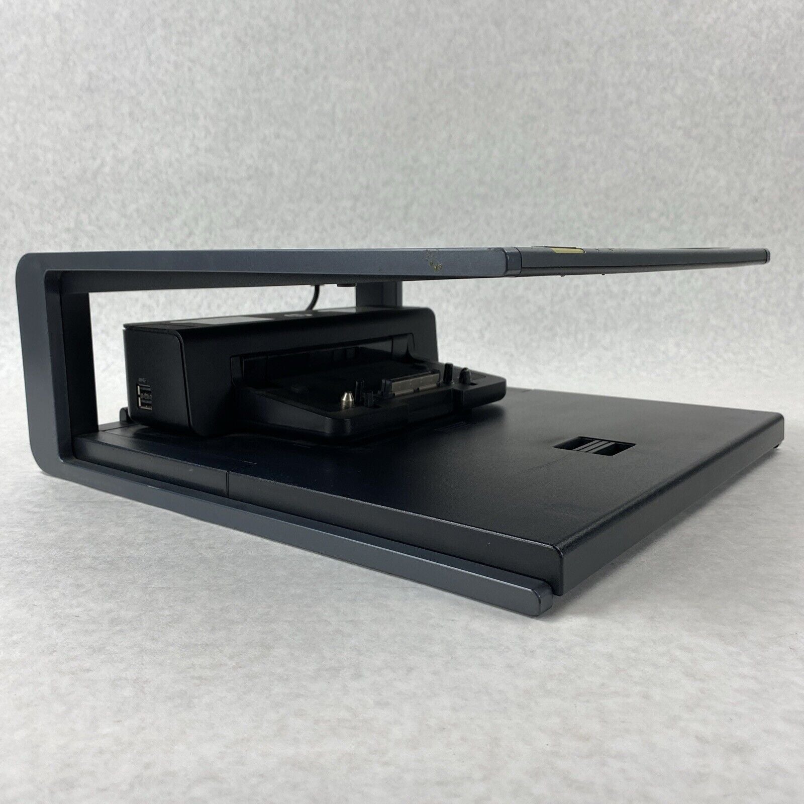 Genuine HP PA507A Monitor Stand 395153-001 With Docking Station