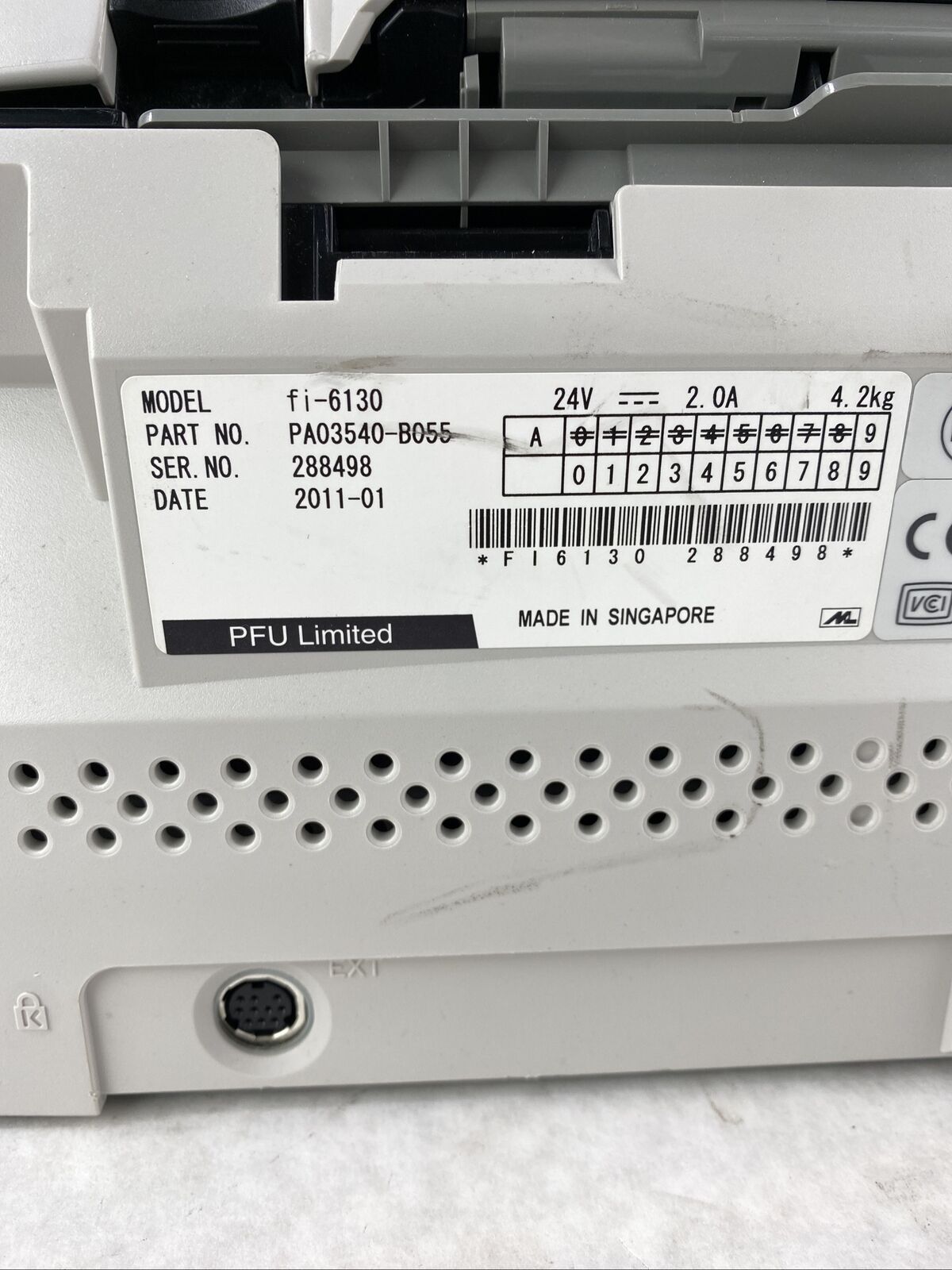 Fujitsu PA03540–B055 fi-6130 Color Document/Image Scanner NO POWER SUPPLY