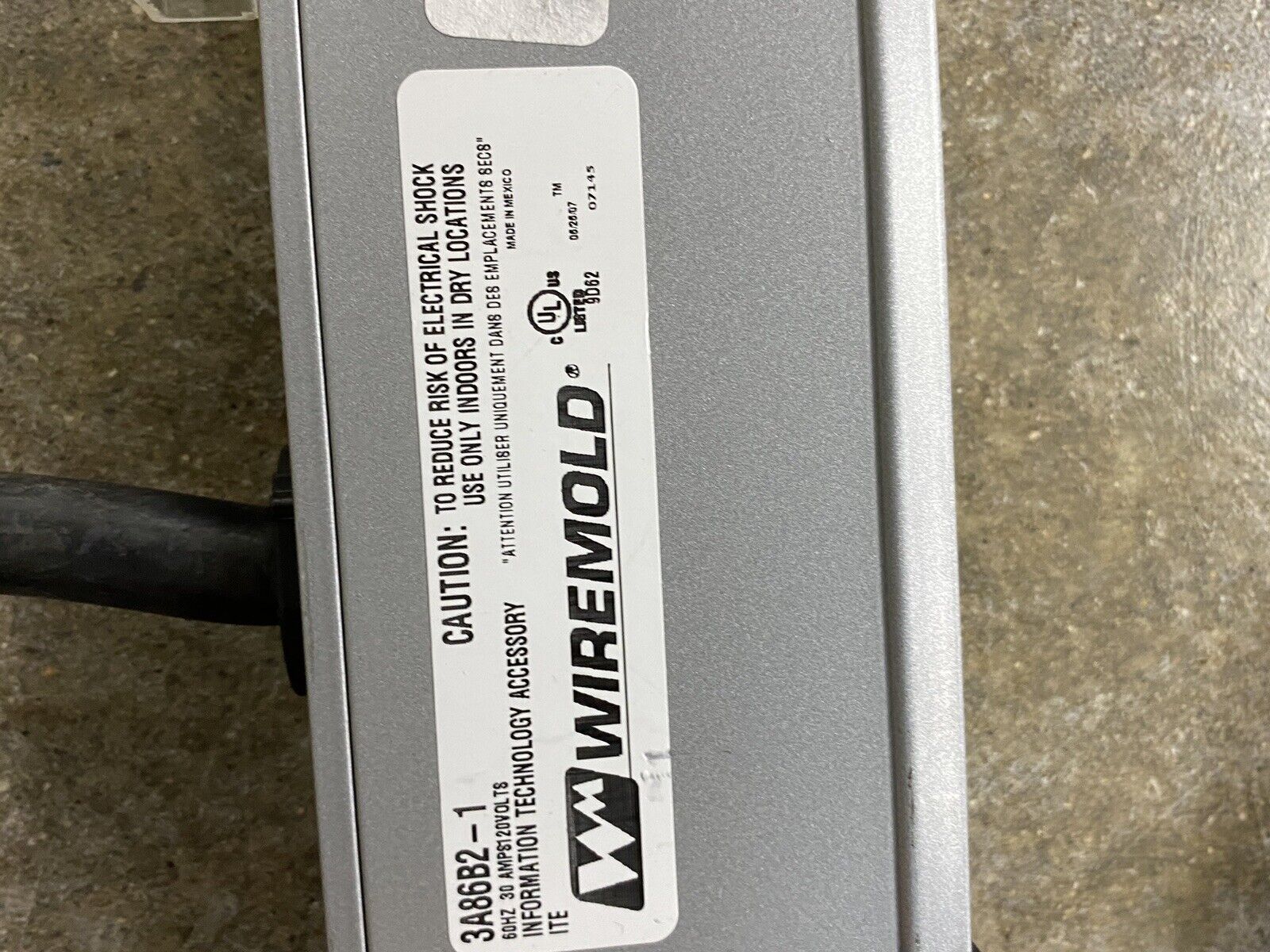 LEGRAND 36 Outlet Power Strip 3A86B2-1 (120V/30A/single phase)