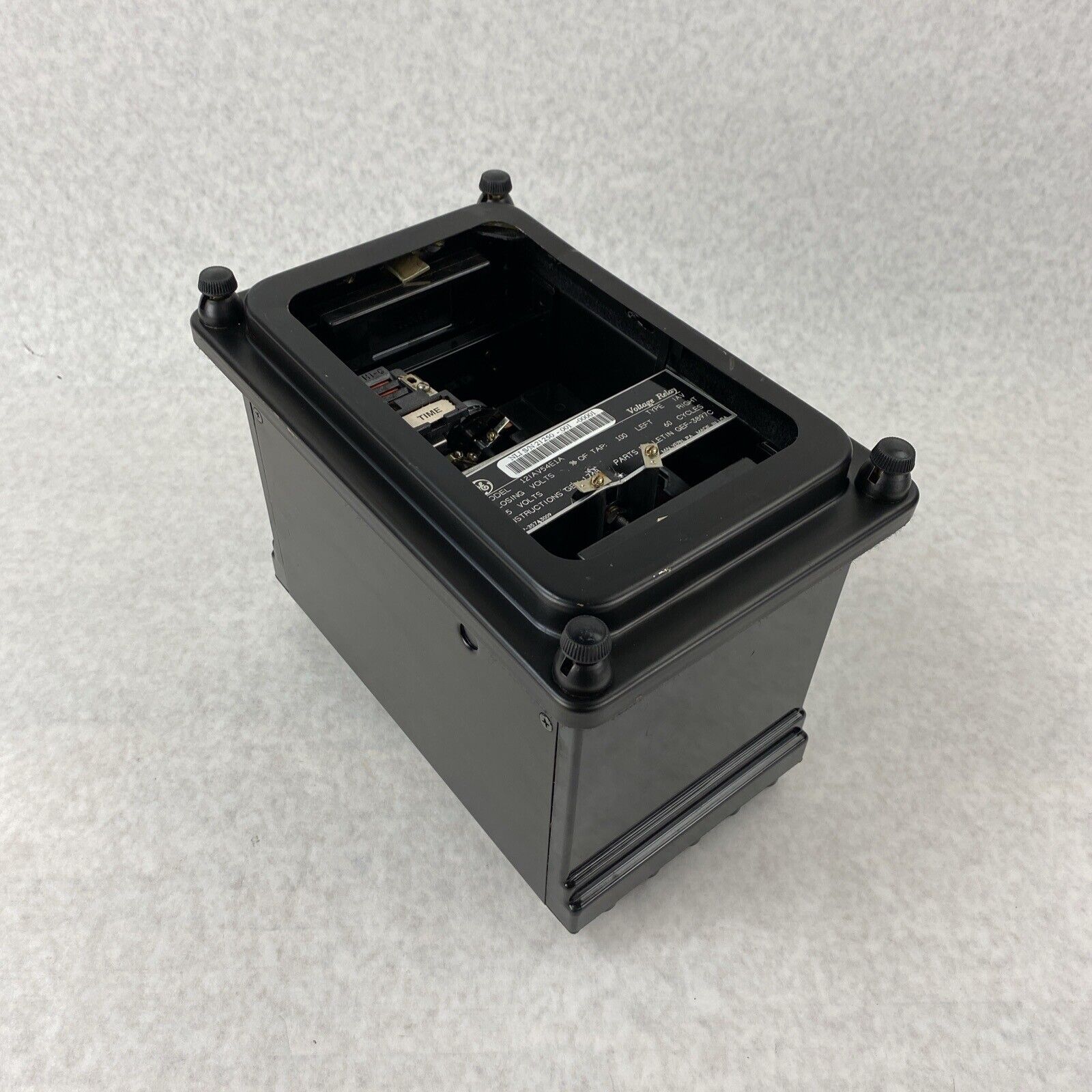 GE Digital Energy 12IAV54E1A Voltage Relay 115 Volts 60 Cycles - Missing Cover