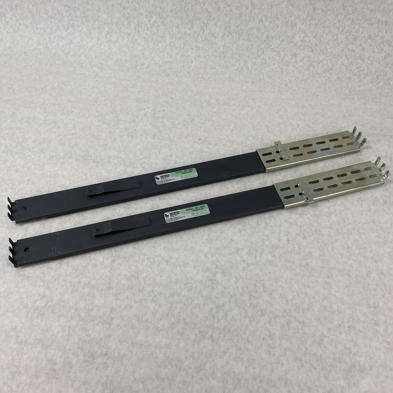 General Devices CC3001-99-0400 Slide Rail Set